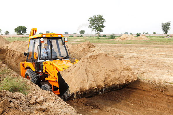 ACE Industrial Backhoe Loader for Construction and Material Transportation at Best price in India- Model AX130