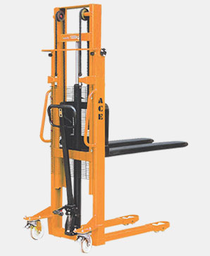 ACE Hydraulic Manual Stacker for Material Storage and Handling in warehouse    